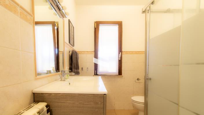 Image No.13-3 Bed Cottage for sale