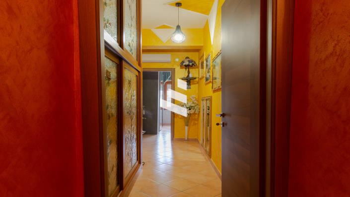 Image No.8-3 Bed Apartment for sale