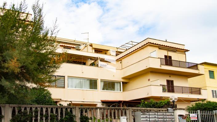 Image No.17-2 Bed Apartment for sale