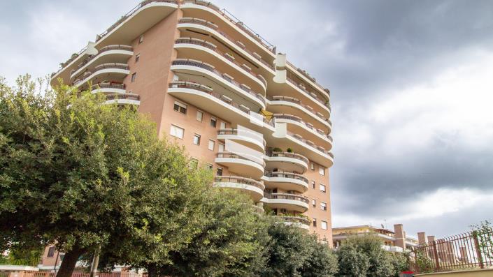 Image No.2-Appartement de 2 chambres à vendre à Pomezia