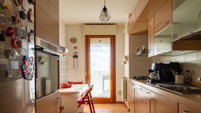 Image No.9-Appartement de 2 chambres à vendre à Pomezia