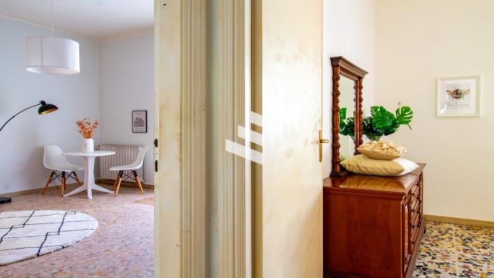 Image No.20-2 Bed Apartment for sale