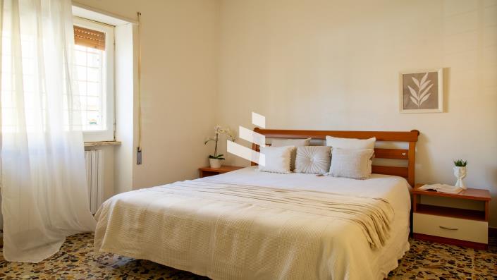 Image No.21-2 Bed Apartment for sale