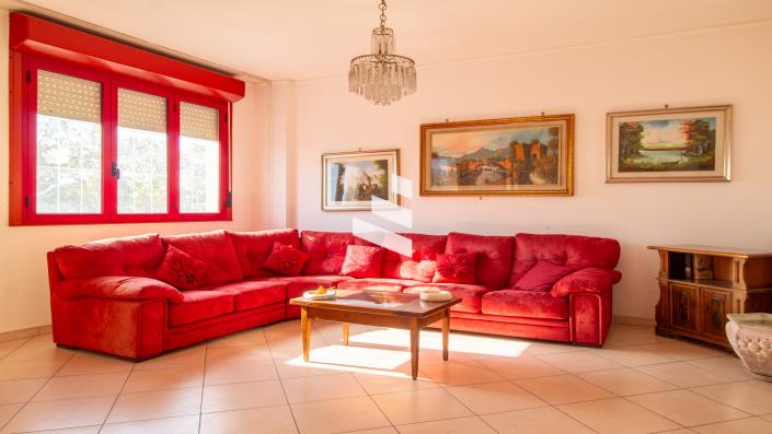 Image No.3-3 Bed Apartment for sale