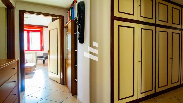 Image No.12-3 Bed Apartment for sale