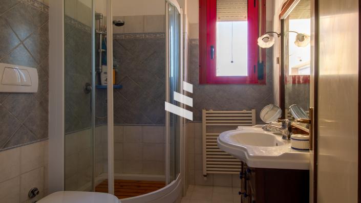 Image No.15-3 Bed Apartment for sale