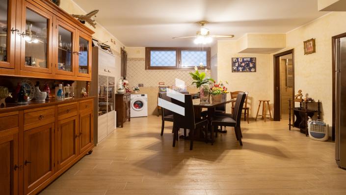 Image No.12-4 Bed Villa for sale