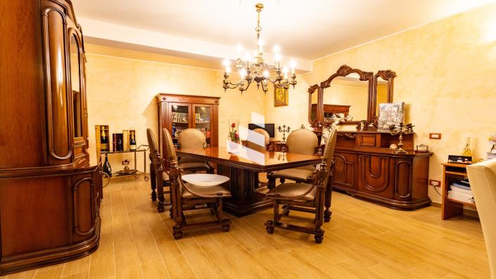 Image No.6-4 Bed Villa for sale