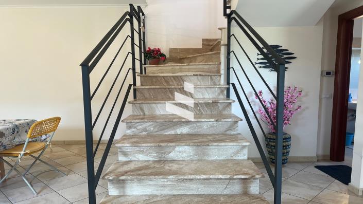 Image No.4-2 Bed Villa for sale