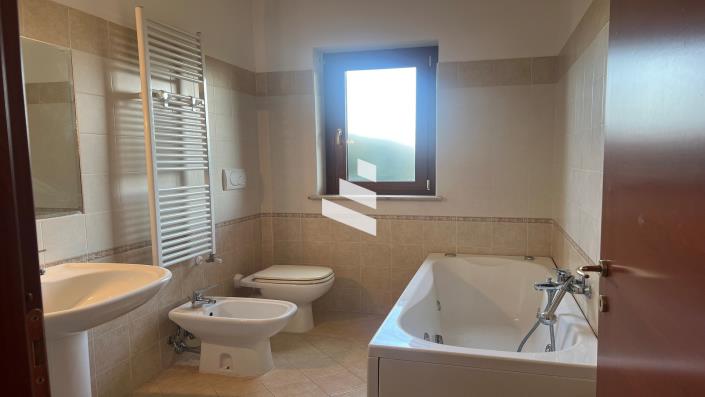 Image No.13-2 Bed Villa for sale