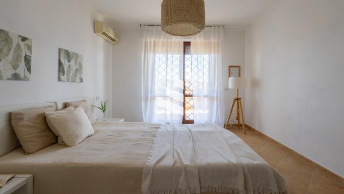 Image No.14-1 Bed Apartment for sale