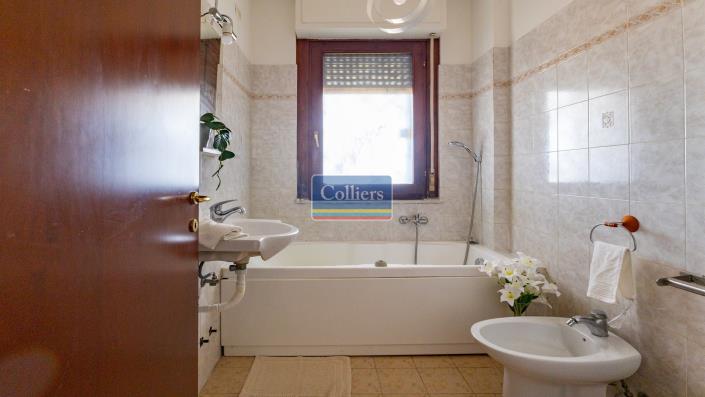 Image No.11-1 Bed Apartment for sale