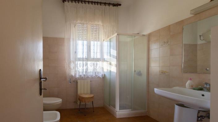 Image No.19-4 Bed Villa for sale