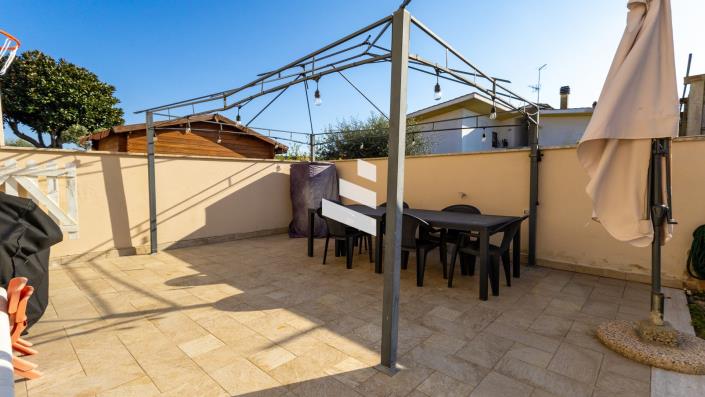 Image No.12-Appartement de 2 chambres à vendre à Pomezia