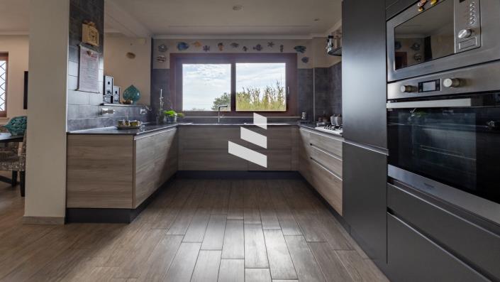 Image No.10-3 Bed Villa for sale