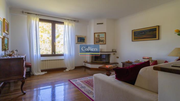 Image No.5-3 Bed Villa for sale