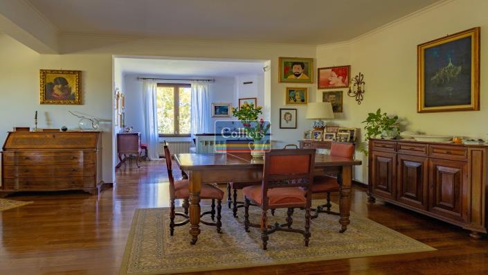 Image No.11-3 Bed Villa for sale
