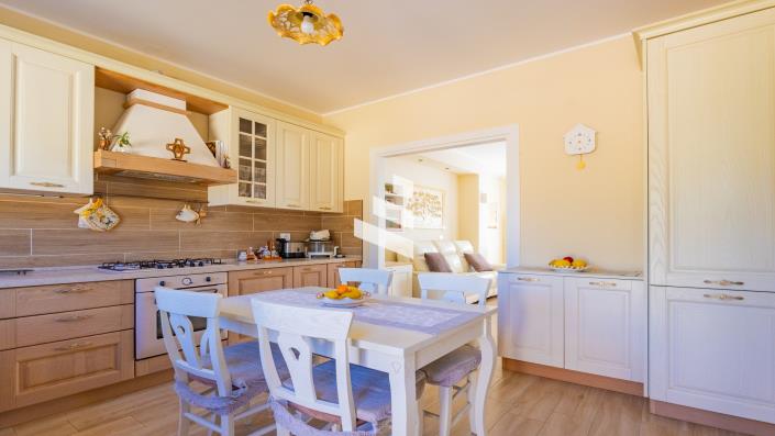 Image No.11-3 Bed Villa for sale