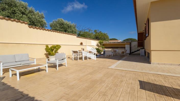 Image No.23-3 Bed Villa for sale