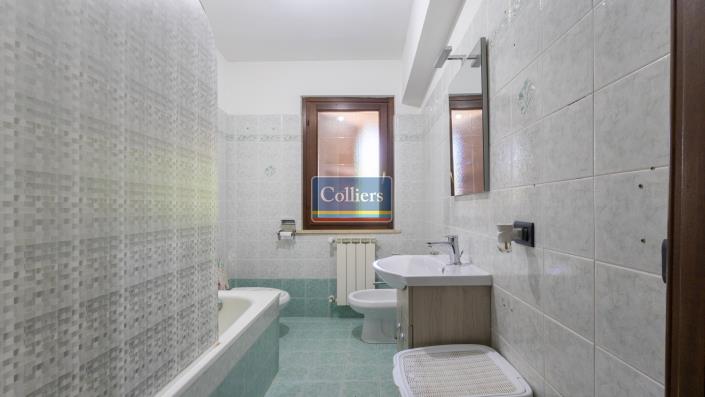 Image No.9-2 Bed Villa for sale