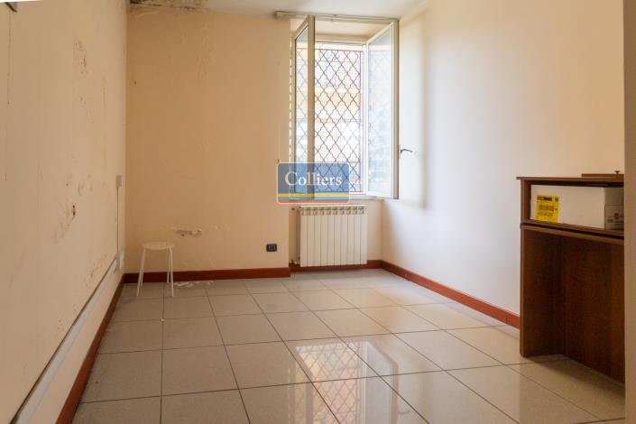 Image No.9-Appartement de 4 chambres à vendre à Frosinone