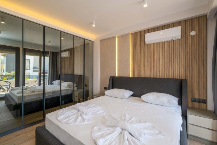 Image No.19-3 Bed Villa for sale