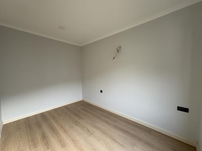 Image No.9-1 Bed Apartment for sale