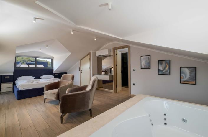 Image No.26-3 Bed Villa for sale