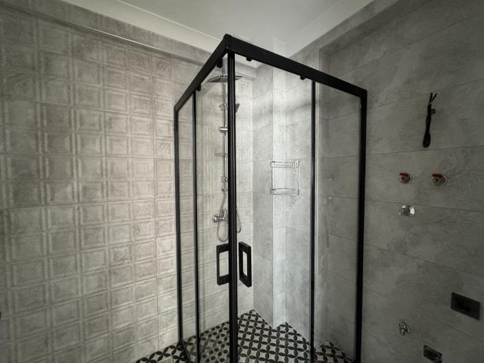 Image No.13-1 Bed Apartment for sale