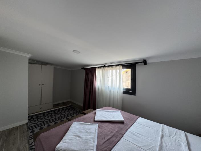 Image No.20-2 Bed Apartment for sale