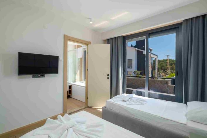 Image No.20-4 Bed Villa / Detached for sale