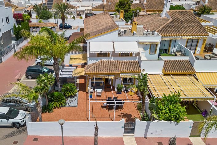 Image No.3-4 Bed Property for sale