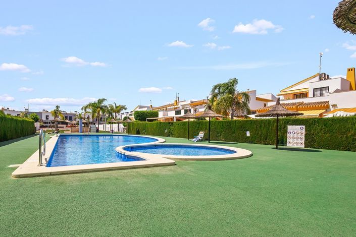 Image No.38-4 Bed Property for sale