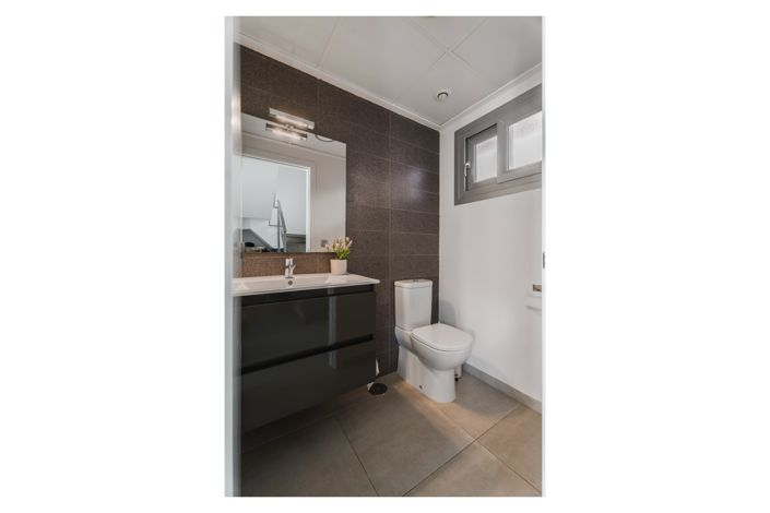 Image No.14-3 Bed Villa for sale