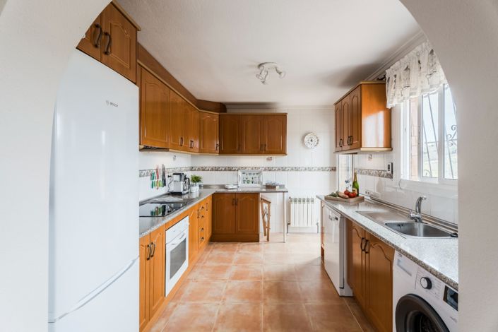 Image No.9-3 Bed Villa for sale