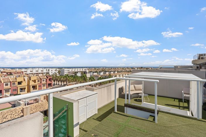 Image No.1-3 Bed Penthouse for sale