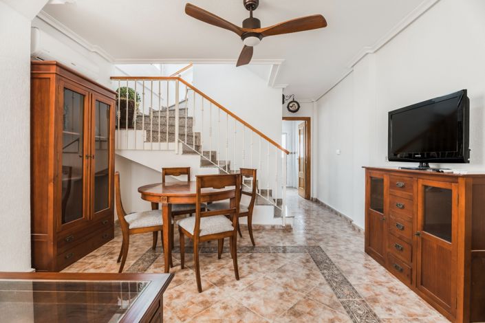 Image No.4-3 Bed Townhouse for sale