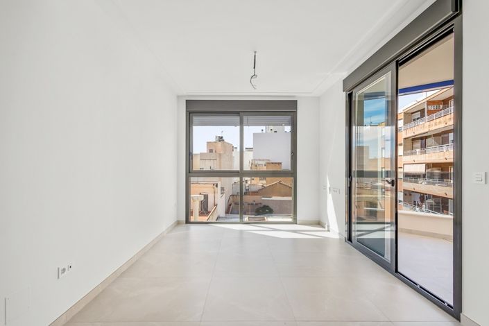 Image No.4-Appartement de 2 chambres à vendre à Torrevieja