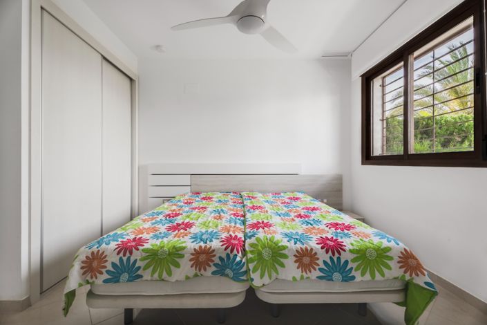 Image No.11-3 Bed Property for sale