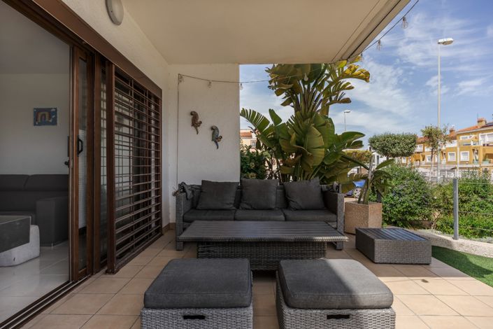 Image No.20-3 Bed Property for sale