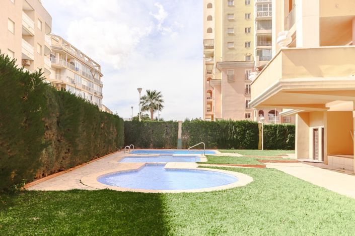 Image No.1-2 Bed Apartment for sale
