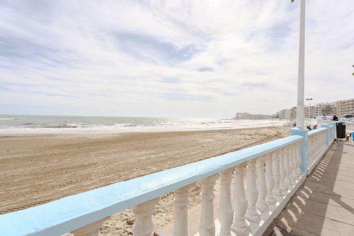 Image No.22-2 Bed Apartment for sale