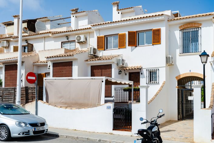 Image No.3-Maison de ville de 6 chambres à vendre à Gran Alacant