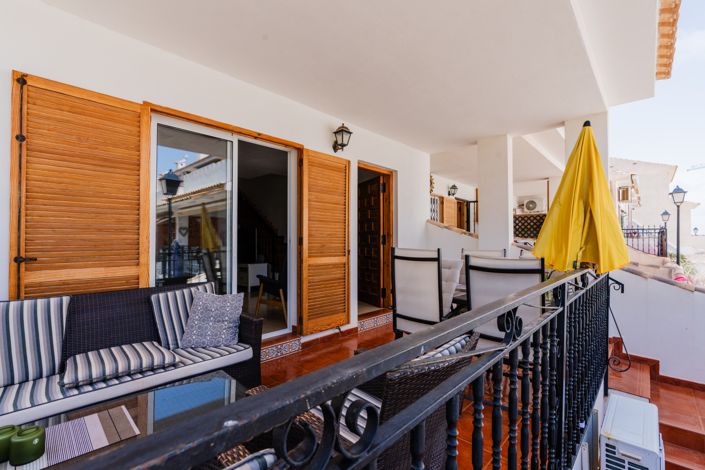 Image No.31-6 Bed Townhouse for sale