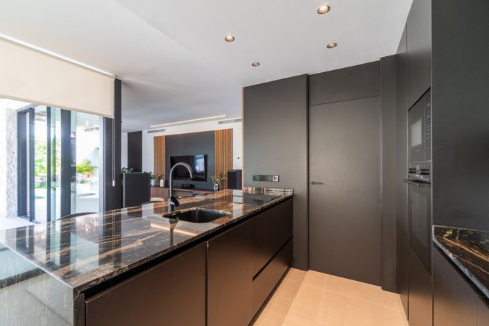 Image No.17-2 Bed Villa for sale