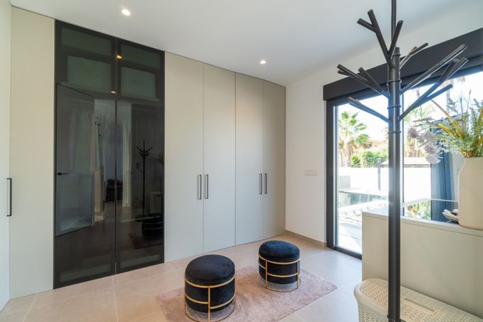 Image No.41-2 Bed Villa for sale