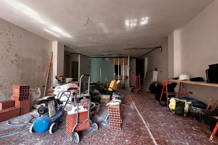 Image No.2-4 Bed Apartment for sale