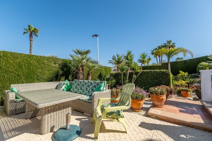 Image No.10-3 Bed House for sale