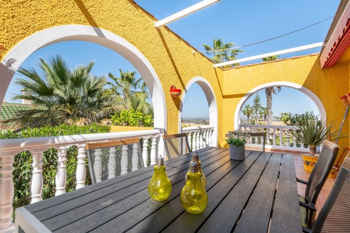 Image No.20-3 Bed House for sale