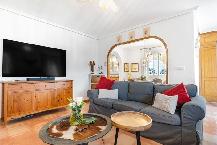 Image No.24-3 Bed House for sale